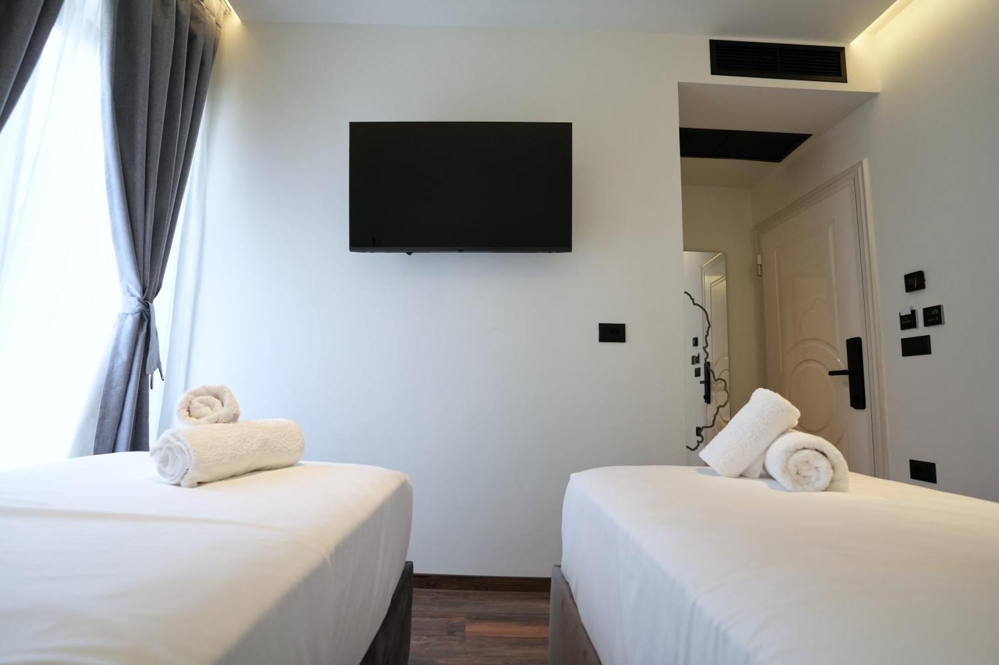 Boutique Hotel Empire Of Martin Гирокастра Экстерьер фото