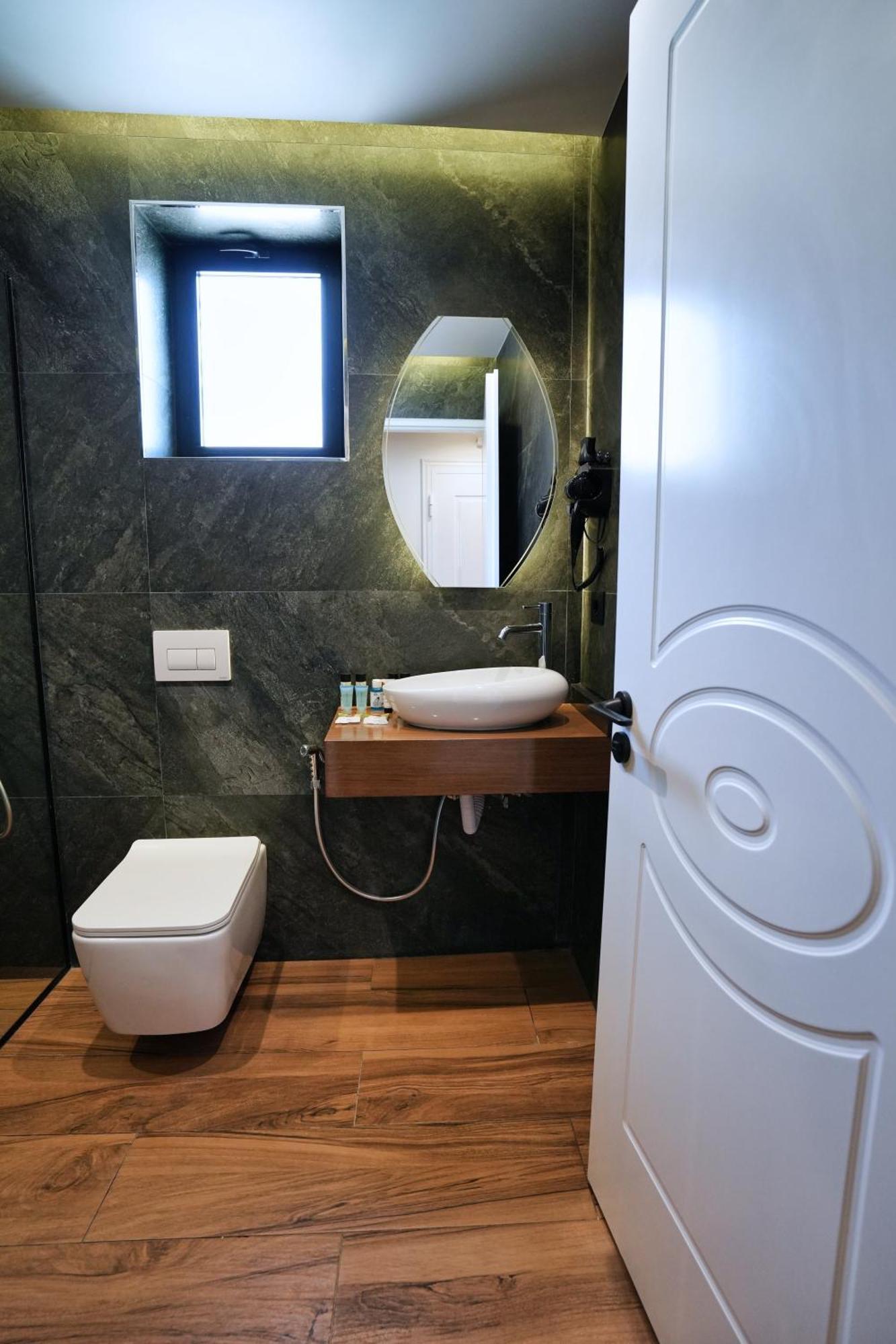 Boutique Hotel Empire Of Martin Гирокастра Экстерьер фото